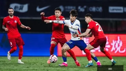 特斯拉股价飙升：发布会前的市场风向标
